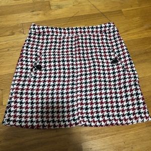 Cute houndstooth skirt